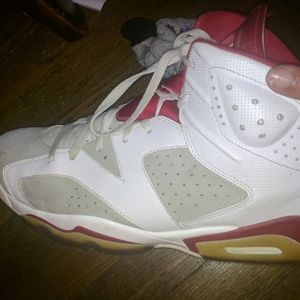 Aj6 burgundy sz 13 good condition